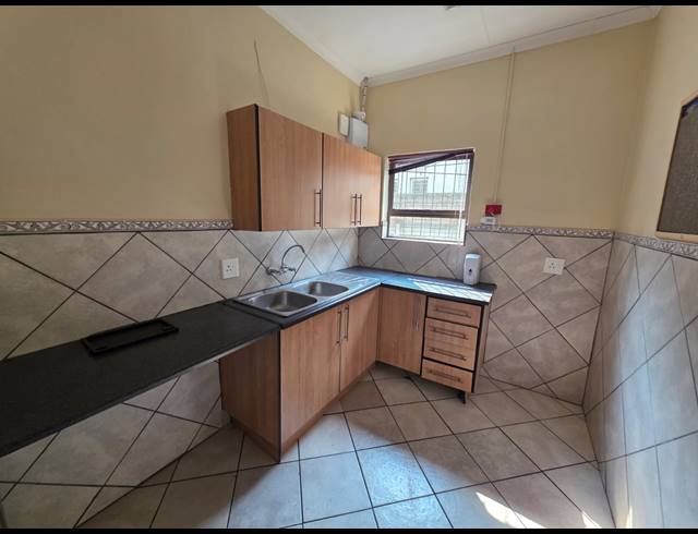 921.50M² BUSINESS TO LET IN SASOLBURG EXT 5